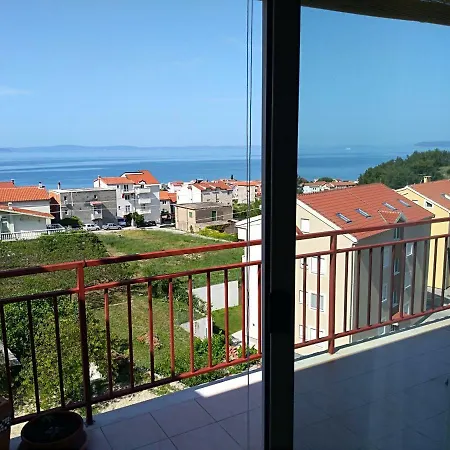 Studio Apartman Fran * Podstrana