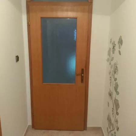 Studio Apartman Fran Lägenhet Podstrana