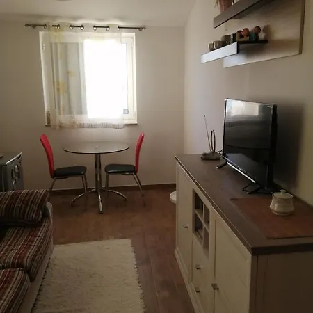 Studio Apartman Fran *